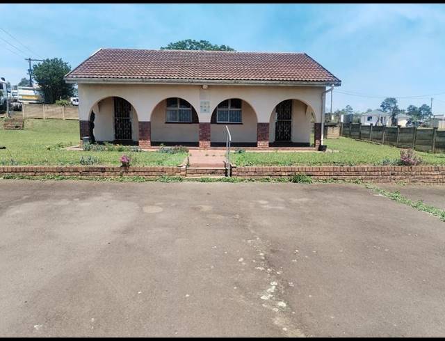 FARM FOR SALE IN THORNVILLE